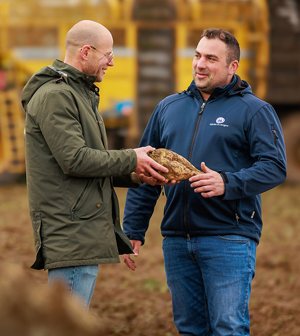 pfeifer-und-langen-karriere-berufsfelder-landwirtschaft-2x-en